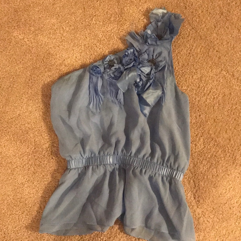 Bebe one shoulder shirt